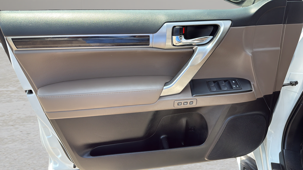 Used 2022 Lexus GX 460 Premium w/ Premium Plus Package AWD/4WD image 10