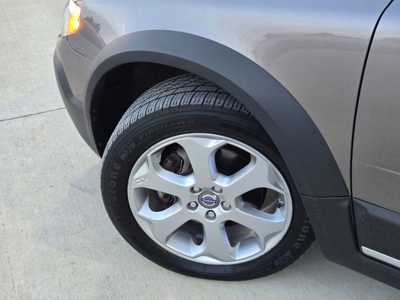 Used 2011 Volvo XC70 T6 image 34