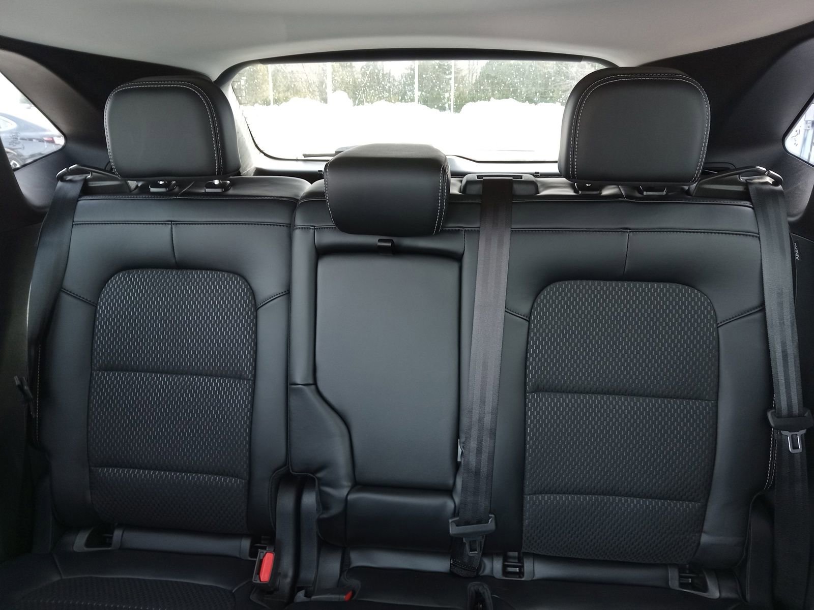 Used 2025 Ford Escape SE image 22