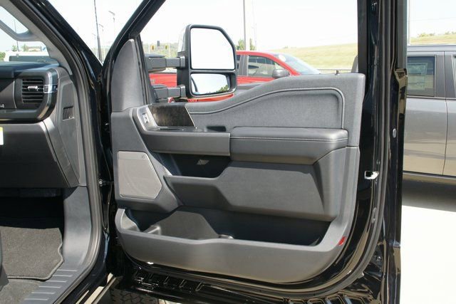 New 2026 Ford F250 Lariat w/ Lariat Ultimate Package image 41
