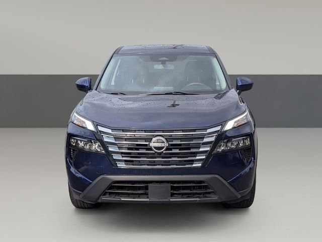 Used 2024 Nissan Rogue SV AWD/4WD image 3