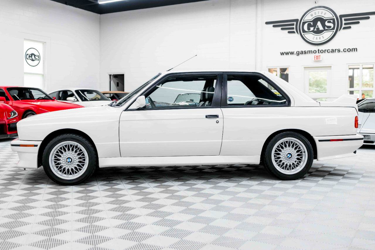 Used 1990 BMW M3 Coupe RWD image 11