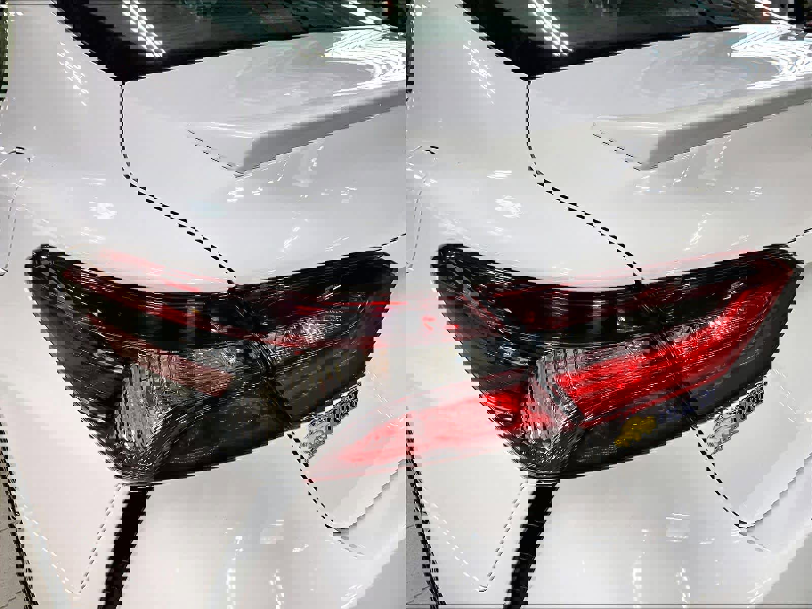 Used 2024 Toyota Camry SE image 33