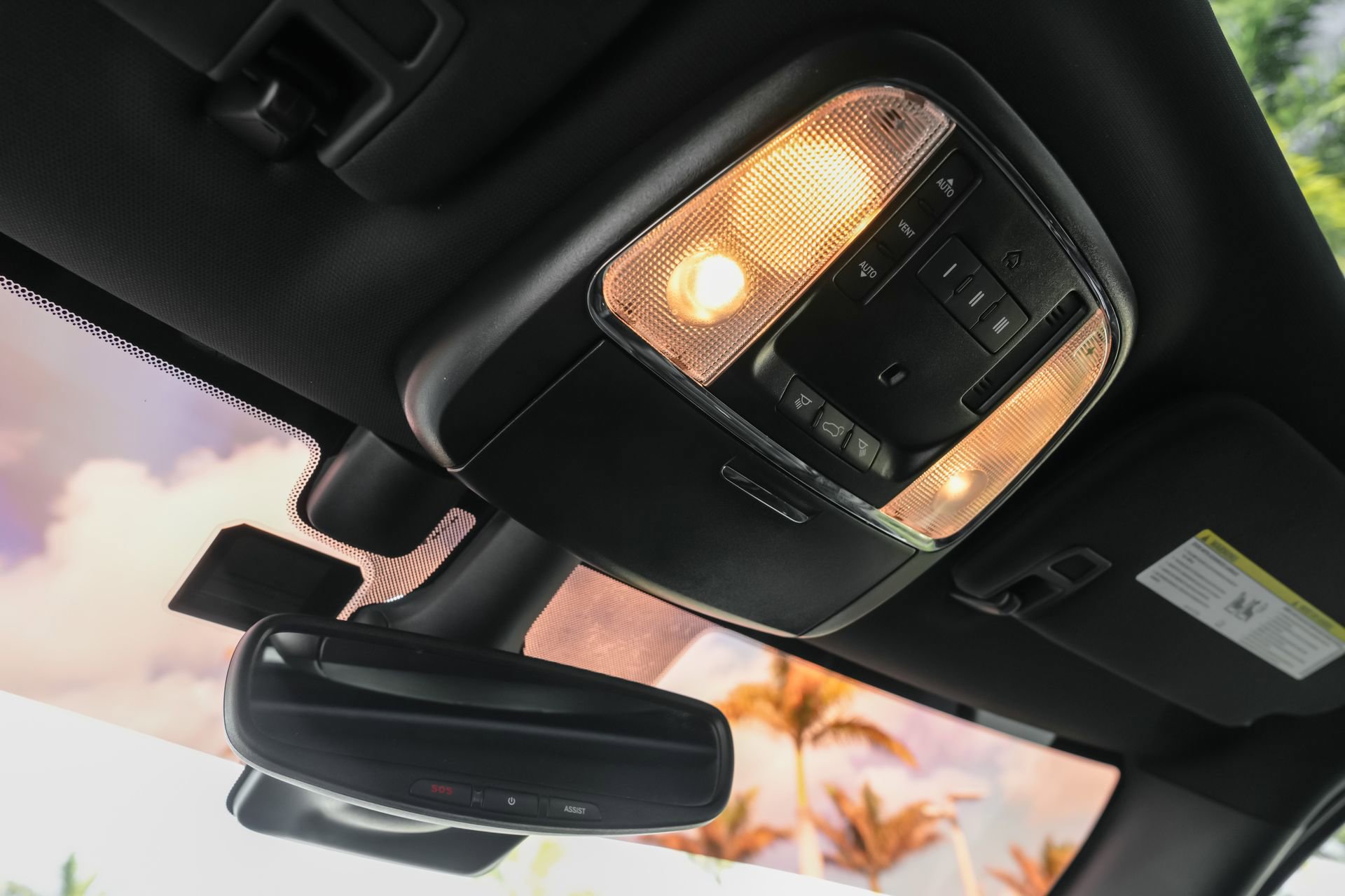 Used 2019 Dodge Durango R/T w/ Technology Group image 21