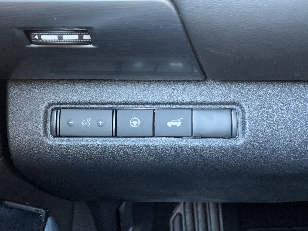 New 2025 Nissan Pathfinder SL image 22