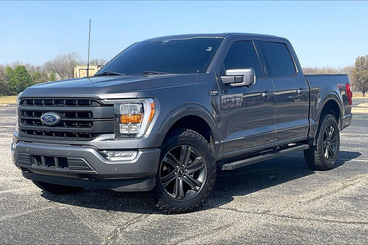 Used 2021 Ford F150 Lariat image 2
