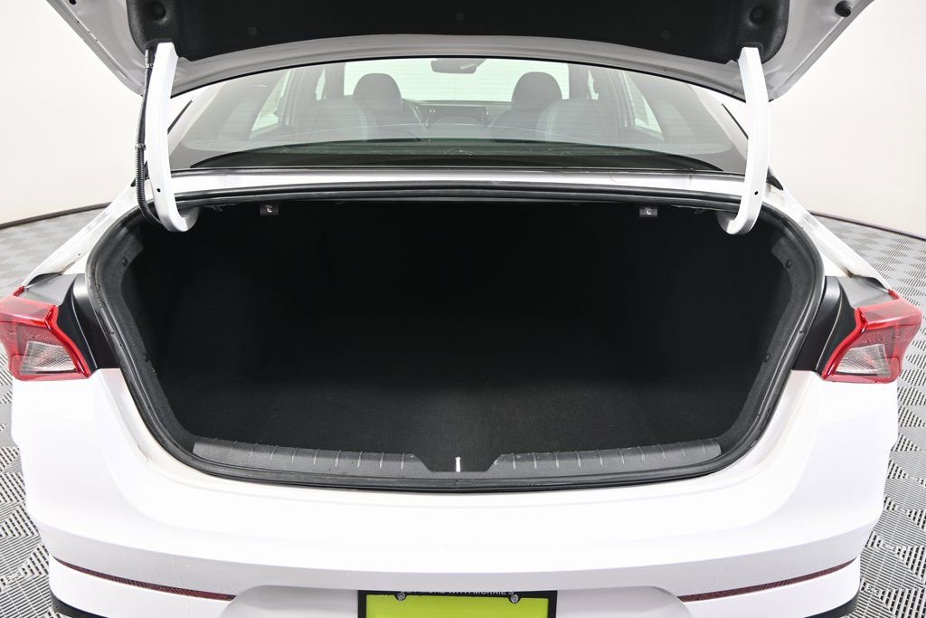 Used 2023 Kia K5 GT-Line image 16