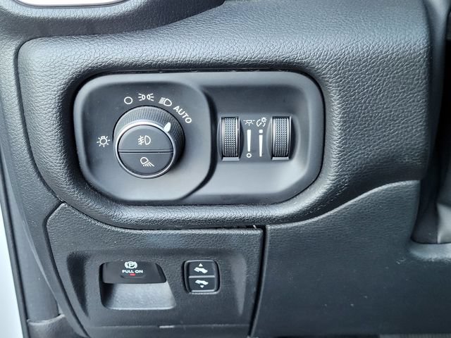 Certified 2025 RAM 1500 Big Horn AWD/4WD image 14