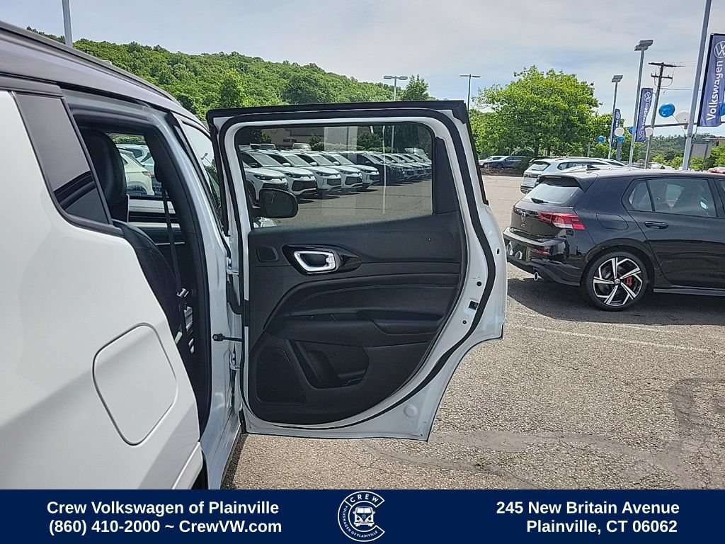 Used 2025 Jeep Compass Limited w/ High Altitude Package AWD/4WD image 45