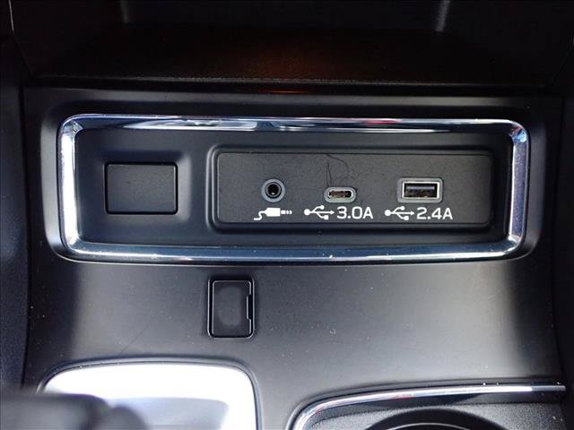 Certified 2025 Subaru Ascent Premium AWD/4WD image 19
