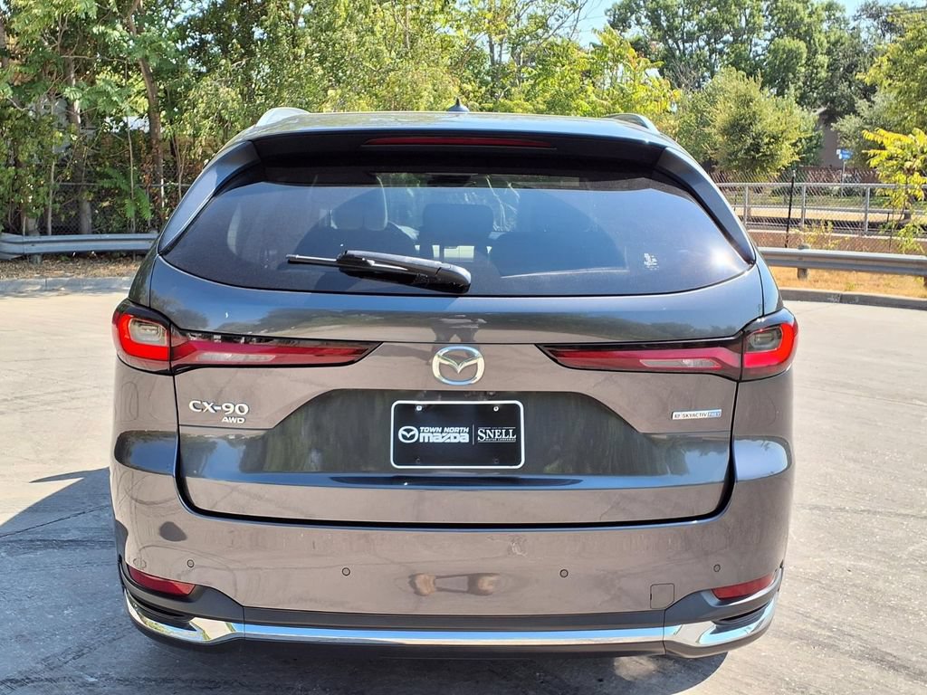 Used 2024 MAZDA CX-90 Plug-In Hybrid w/ Premium Plus AWD/4WD image 4