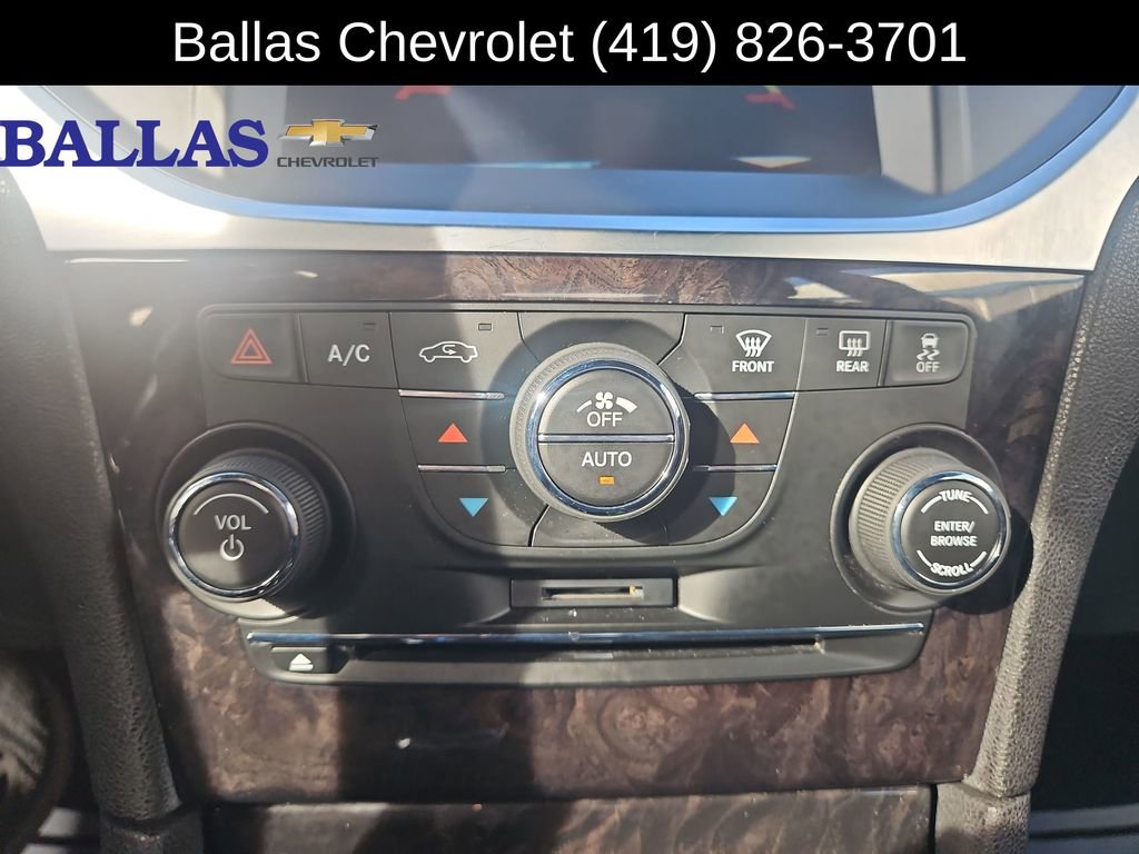 Used 2014 Chrysler 300 C w/ Light Group image 14