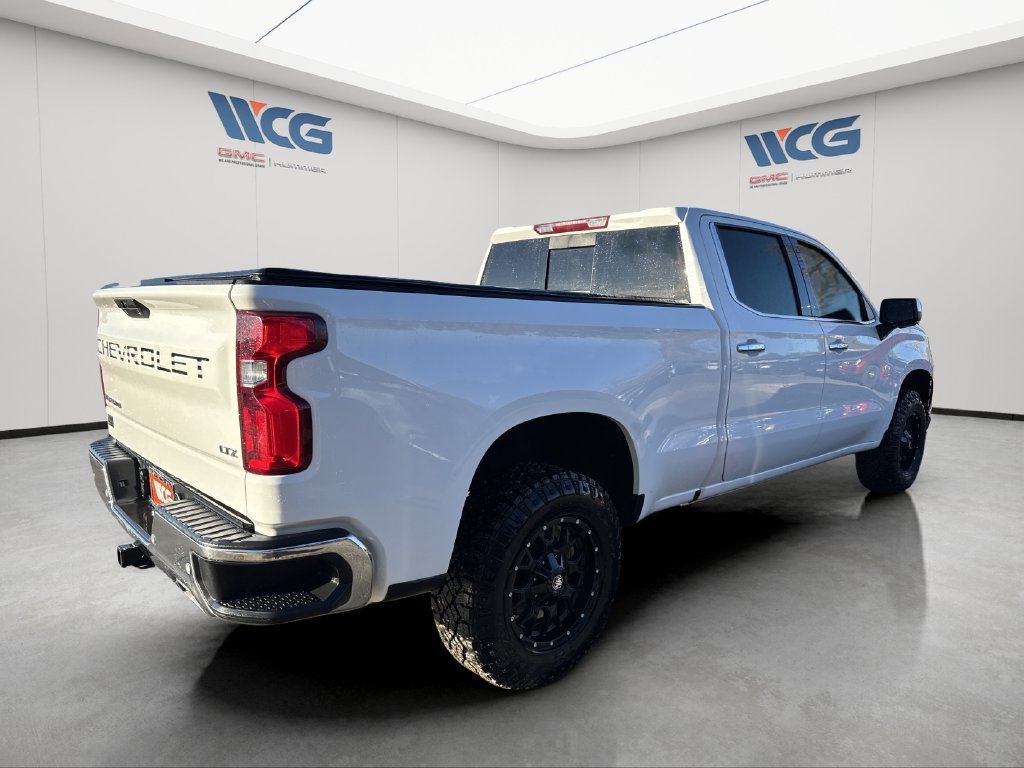 Used 2021 Chevrolet Silverado 1500 LTZ AWD/4WD image 3