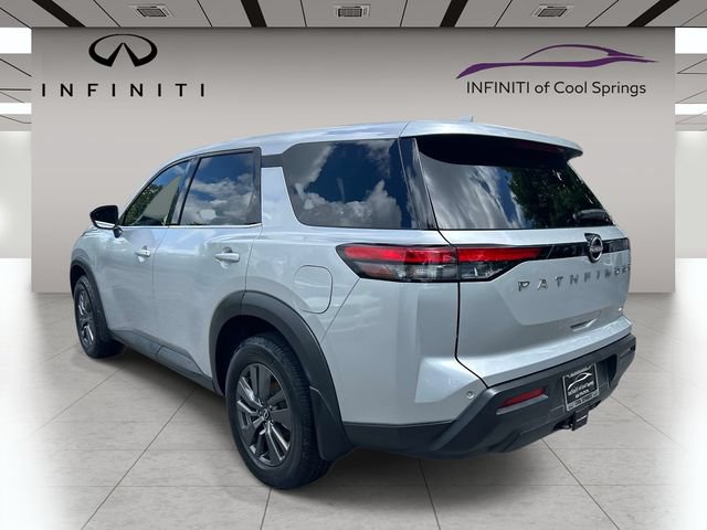 Used 2022 Nissan Pathfinder S AWD/4WD image 5