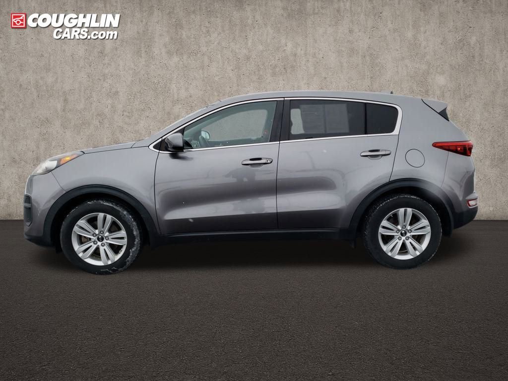 Used 2017 Kia Sportage LX image 4