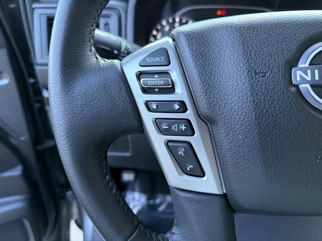 Used 2024 Nissan Titan SV w/ SV Convenience Package image 47