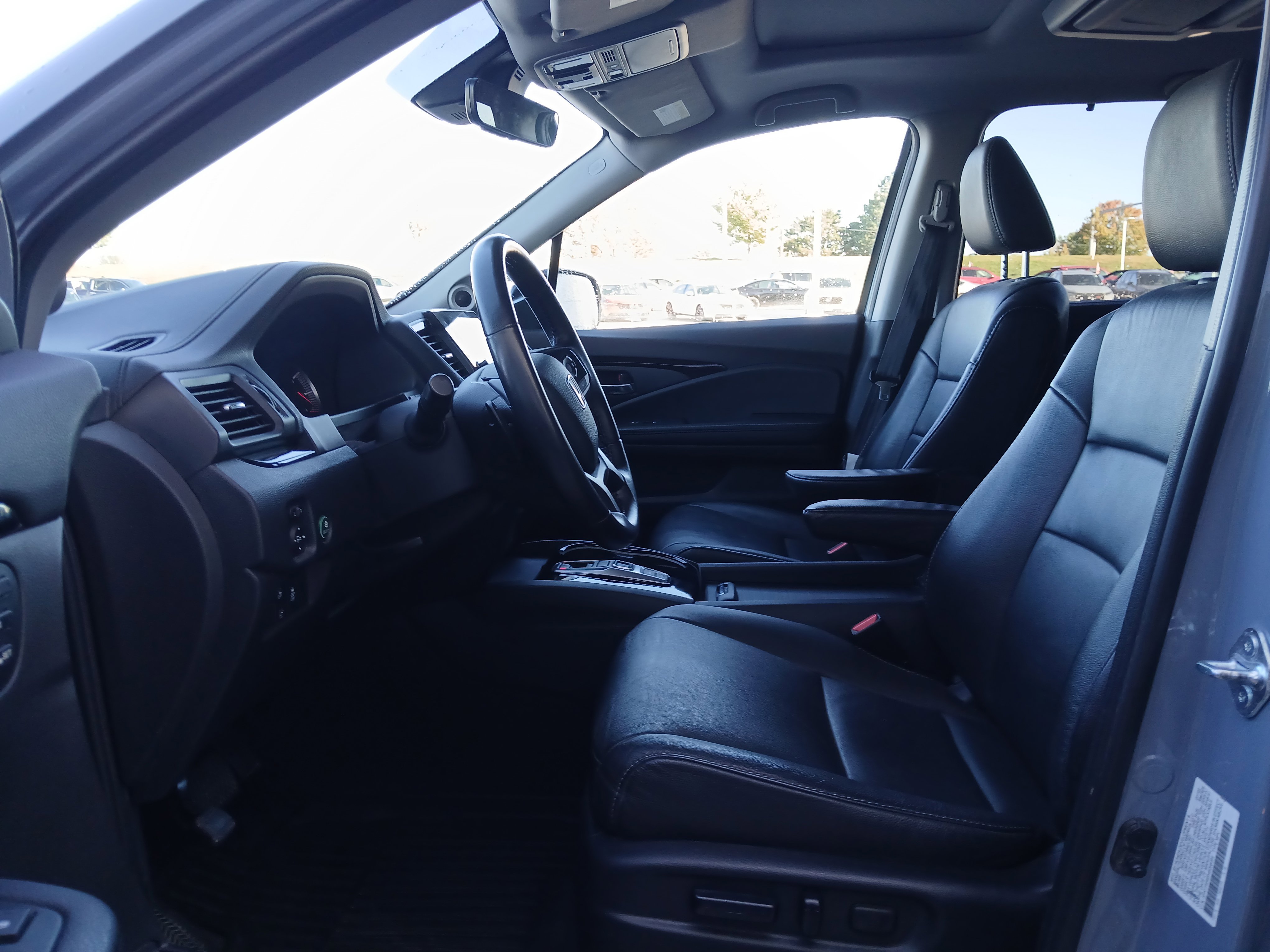 Used 2022 Honda Pilot Touring image 8