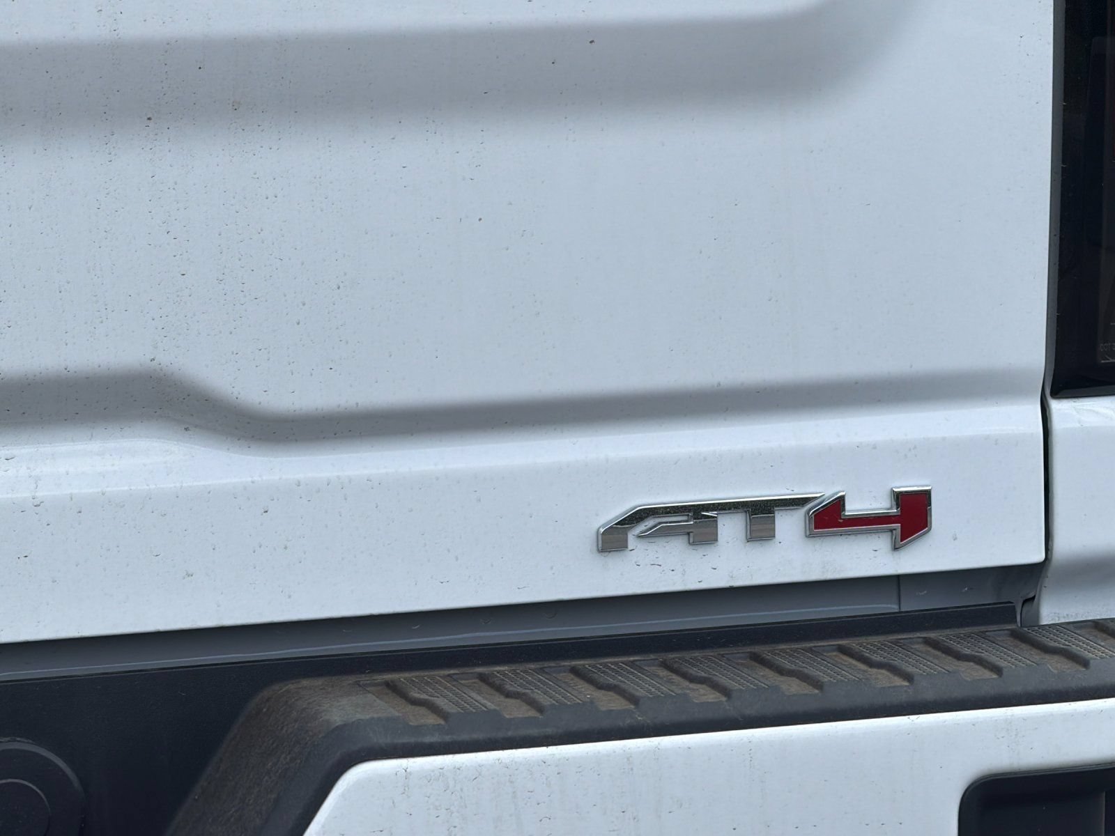 New 2026 GMC Sierra 2500 AT4 w/ AT4 Premium Plus Package AWD/4WD image 25