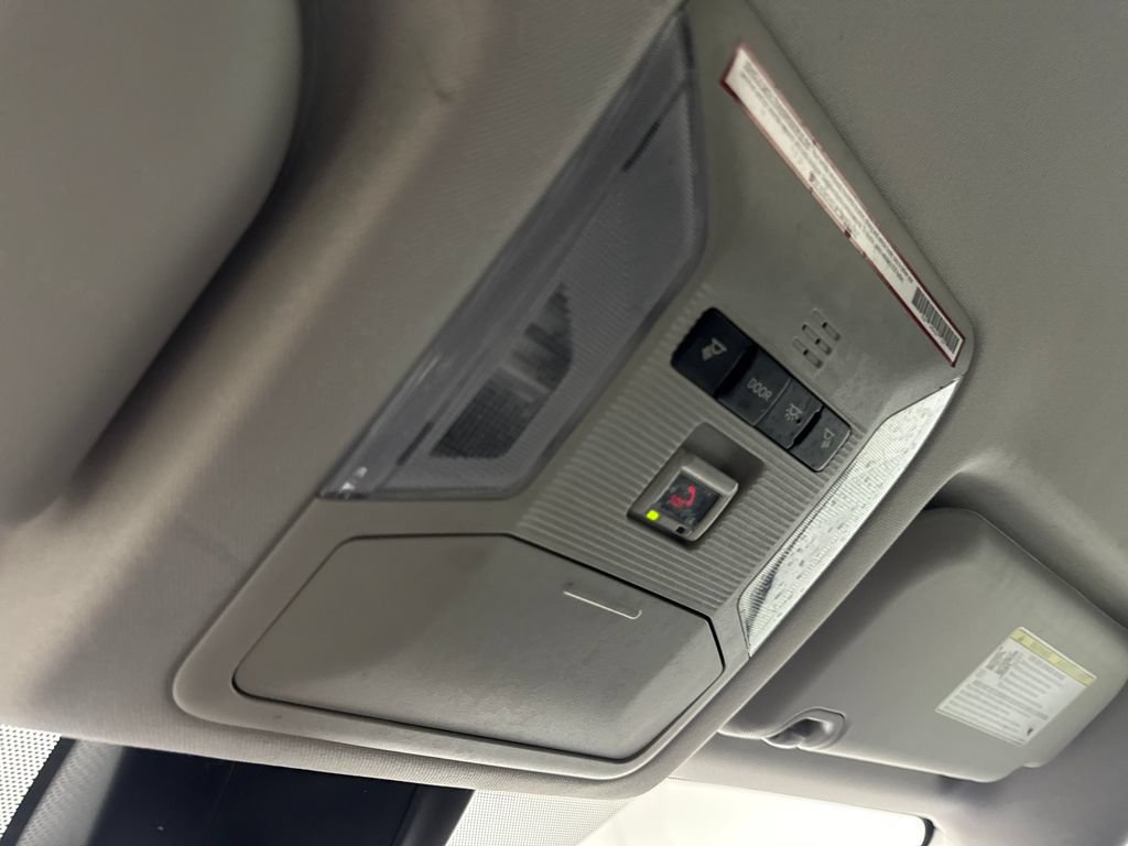 Used 2021 Toyota RAV4 LE FWD image 74