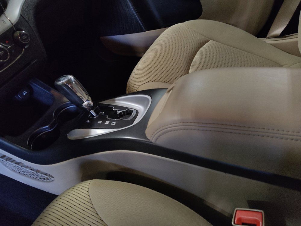 Used 2018 Dodge Journey SE FWD image 26