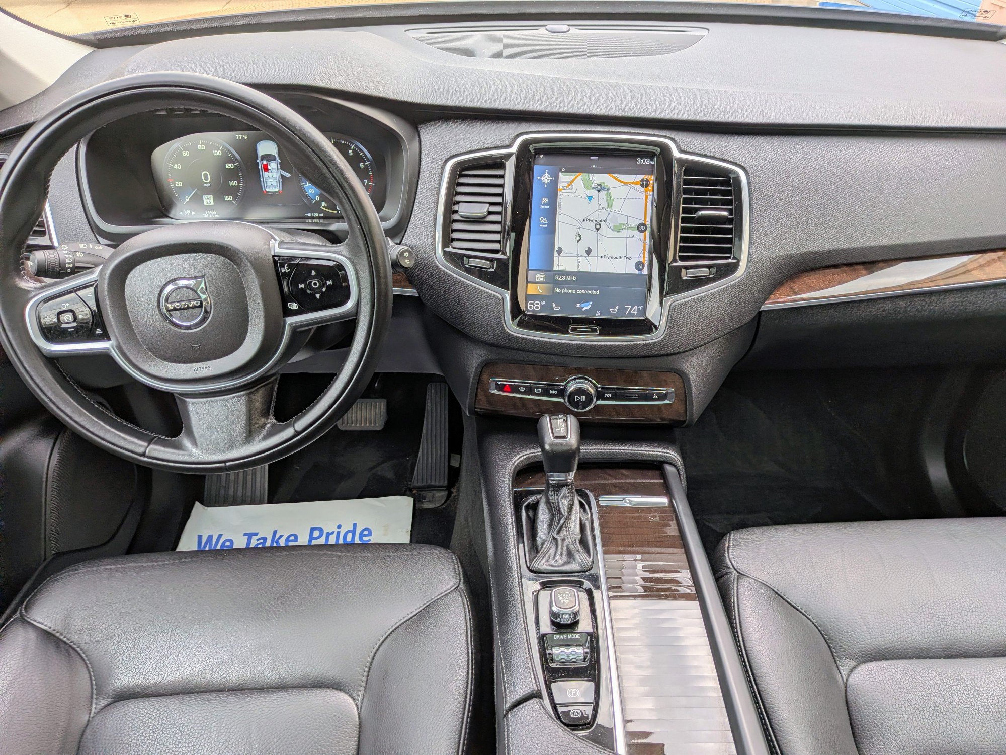 Used 2018 Volvo XC90 T6 Momentum w/ Convenience Package AWD/4WD image 12