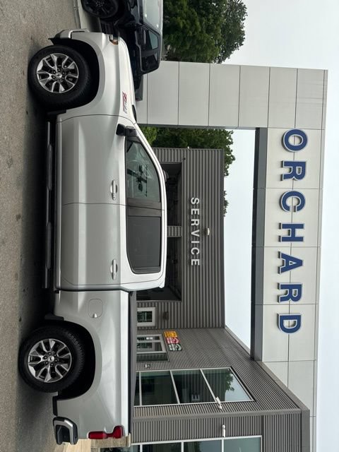 Used 2019 Chevrolet Silverado 1500 RST AWD/4WD image 2