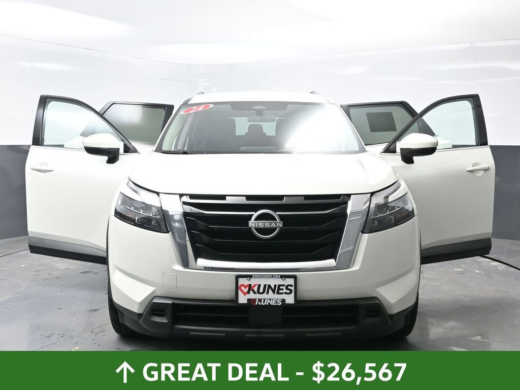 Used 2024 Nissan Pathfinder SV AWD/4WD image 66