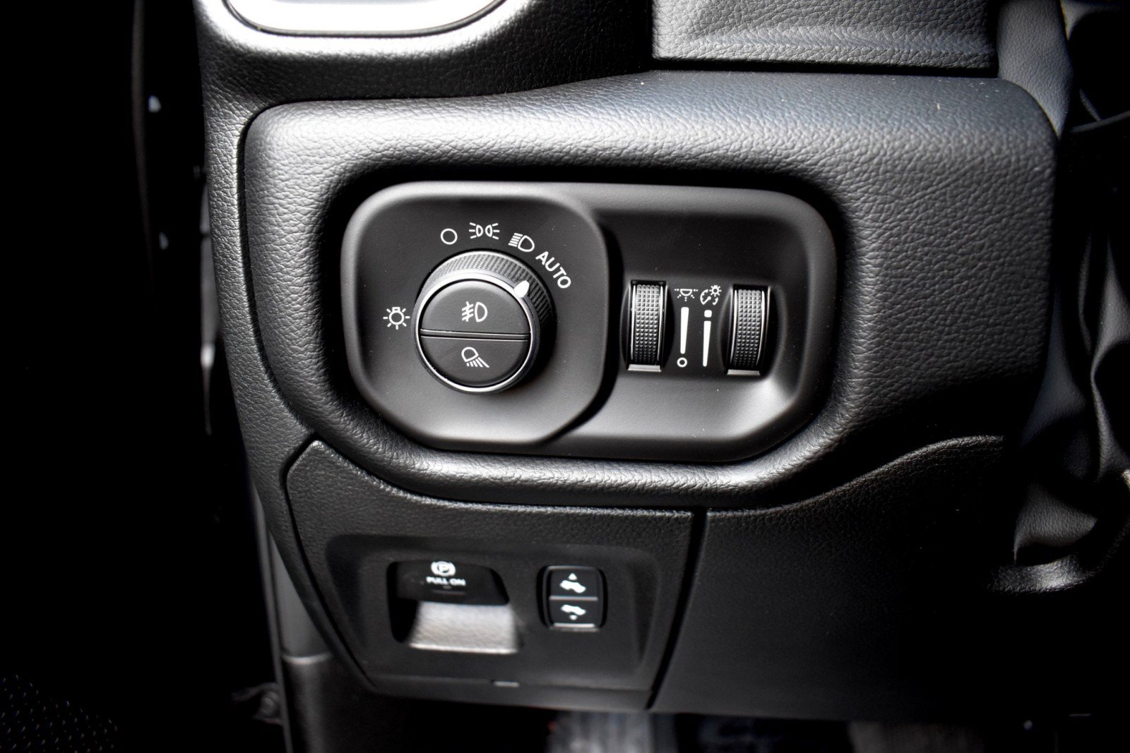 Used 2026 RAM 1500 Big Horn AWD/4WD image 25