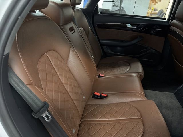 Used 2015 Audi A8 L 4.0T image 27