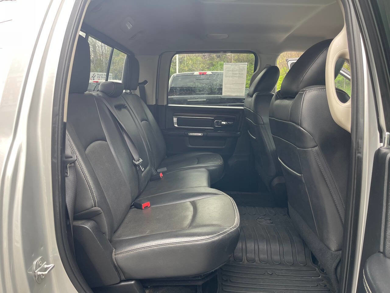 Used 2015 RAM 2500 Laramie w/ Protection Group AWD/4WD image 28