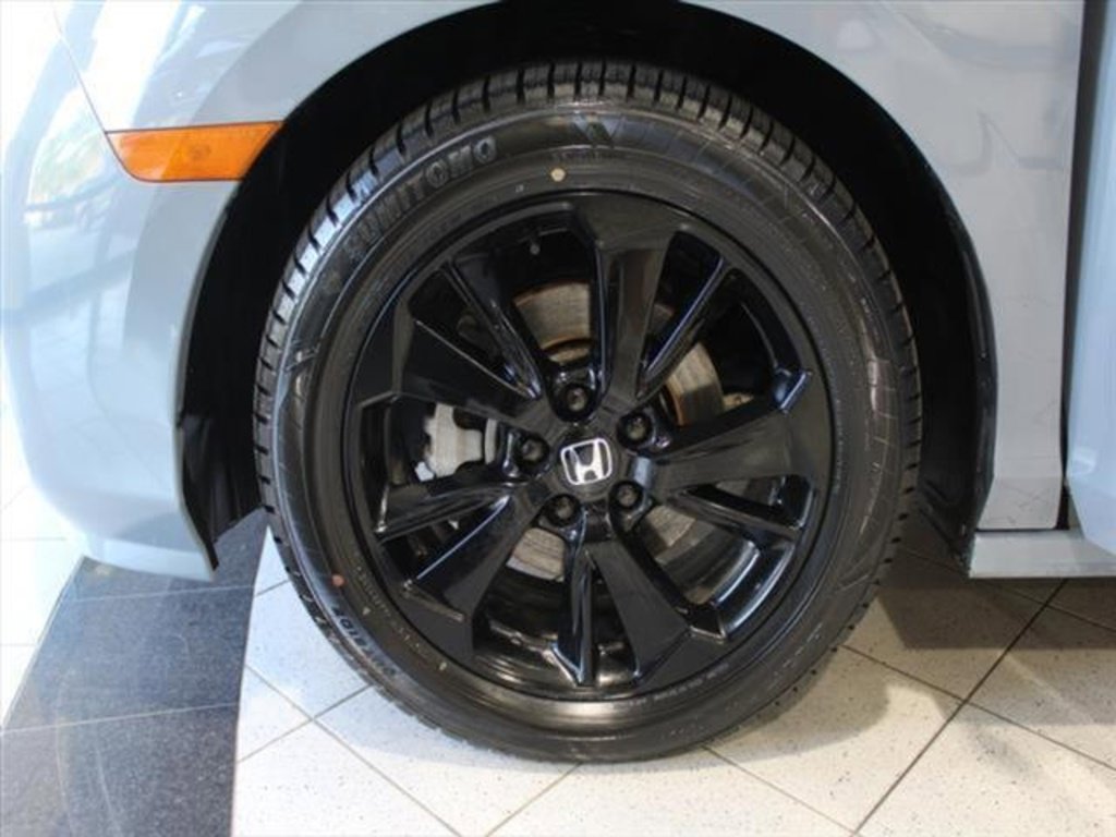 Certified 2023 Honda Odyssey Sport image 10