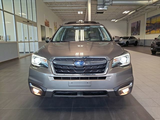 Used 2018 Subaru Forester 2.5i Touring w/ Popular Package #2 AWD/4WD image 2