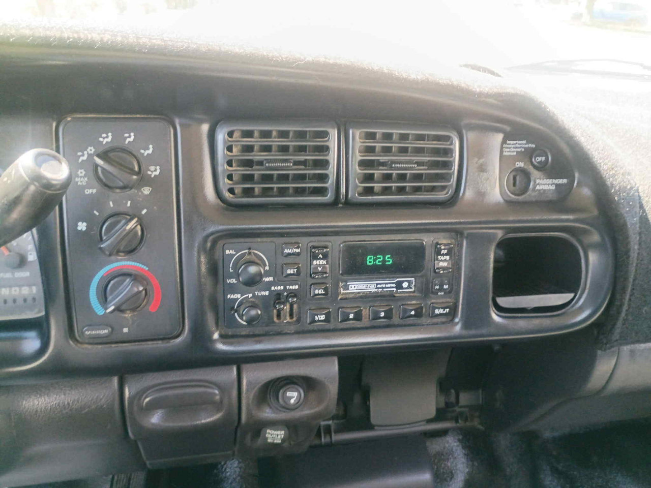 Used 2000 Dodge Ram 2500 Truck 4x4 Quad Cab image 17