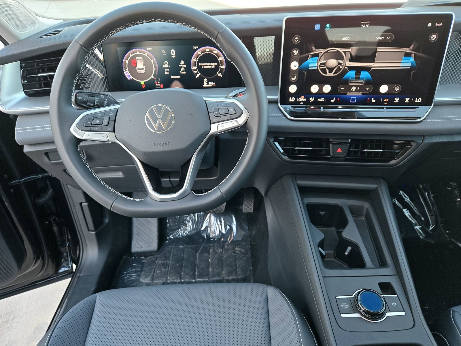 New 2026 Volkswagen Tiguan SE image 9