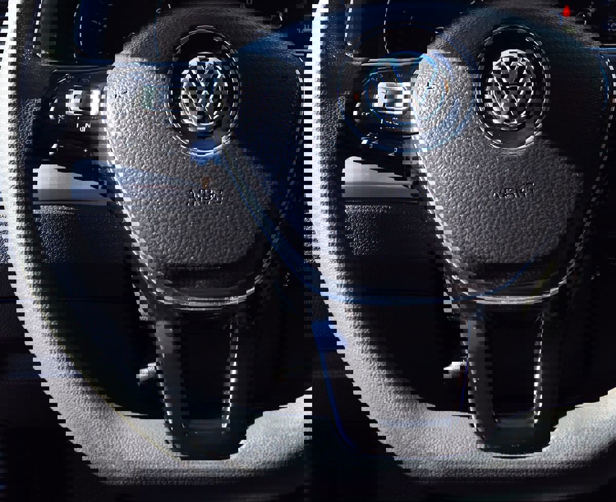 Used 2017 Volkswagen Passat 1.8T S image 51