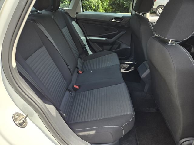 Used 2022 Volkswagen Jetta S image 17