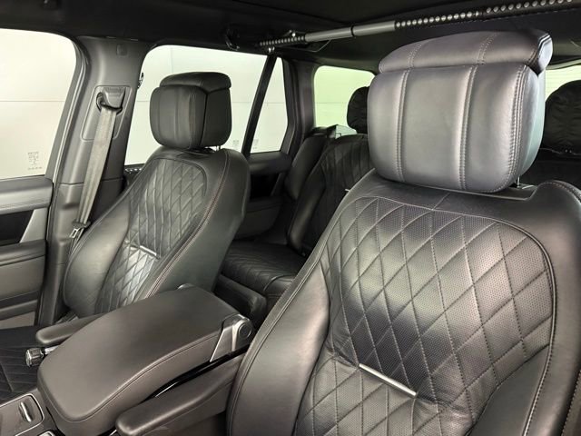 Certified 2021 Land Rover Range Rover SV Autobiography Dynamic image 15