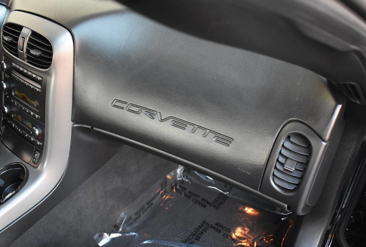 Used 2007 Chevrolet Corvette Base 2dr Coupe w/ Preferred Equipment Group image 34