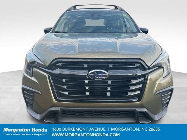 Used 2024 Subaru Ascent Onyx Edition image 2