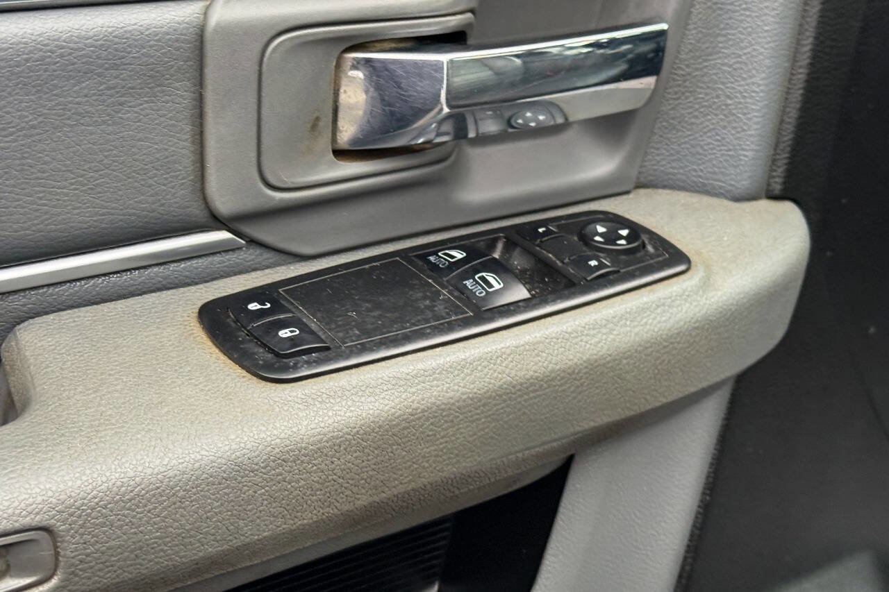 Used 2018 RAM 2500 Tradesman w/ Snow Chief Group image 22