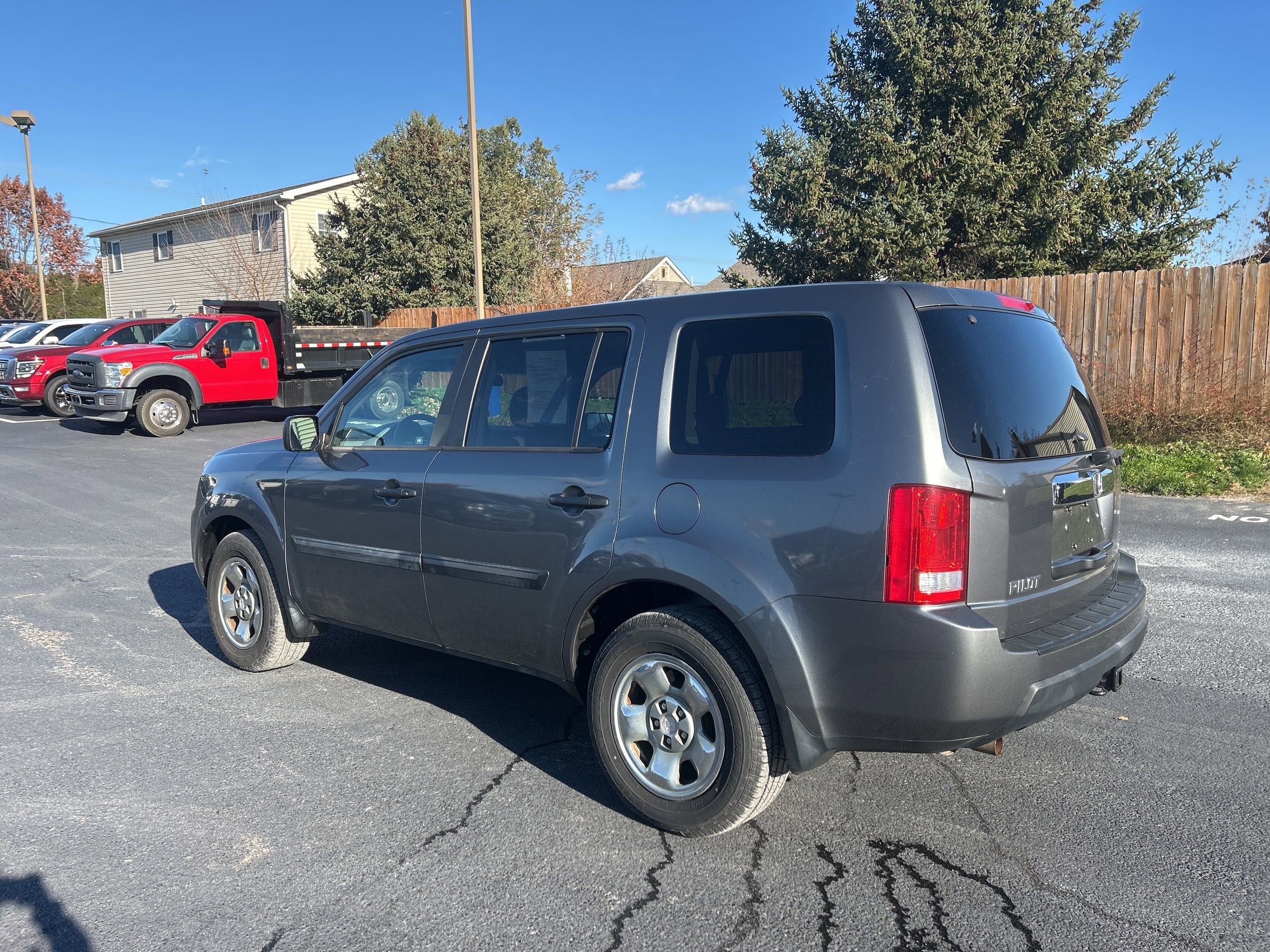 Used 2011 Honda Pilot LX image 4