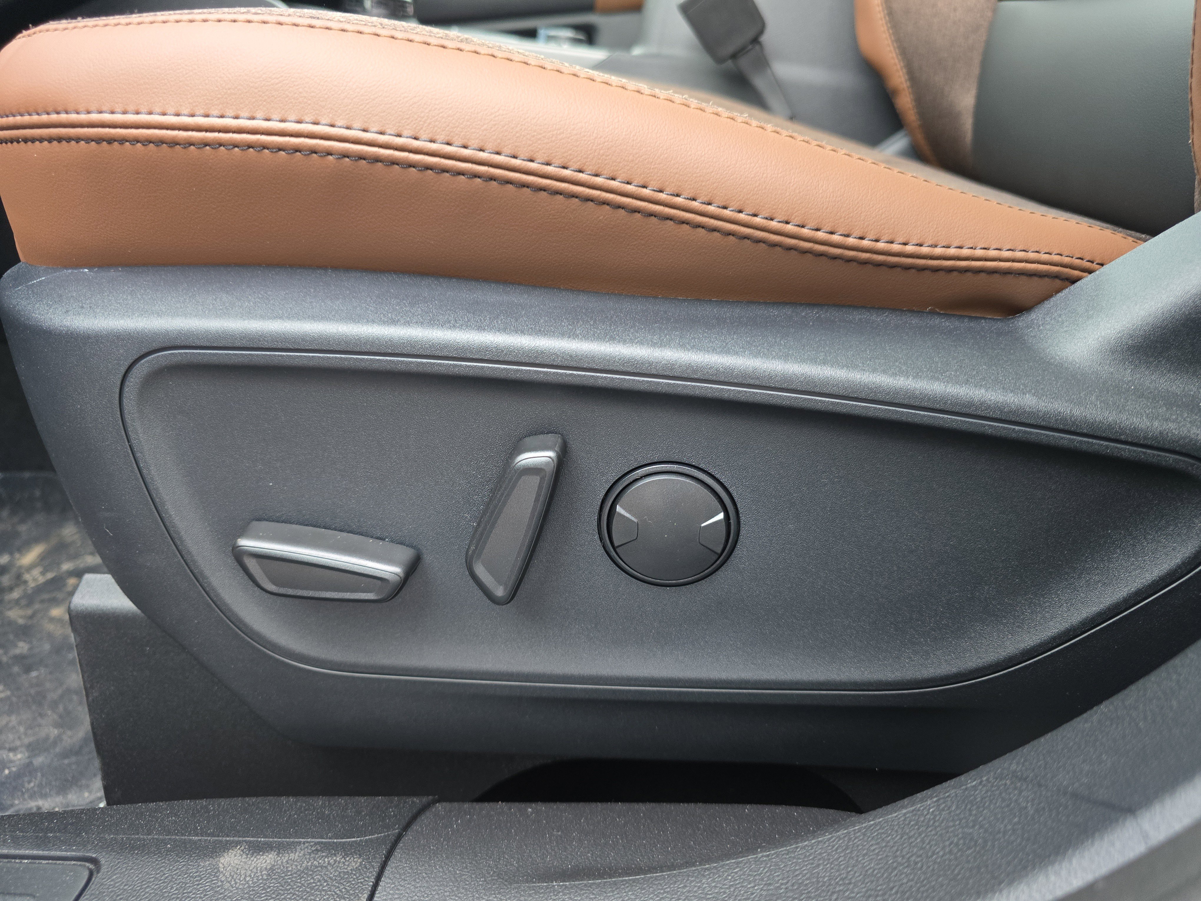 New 2025 Ford Bronco Sport Outer Banks w/ Outer Banks Tech Package+ image 13