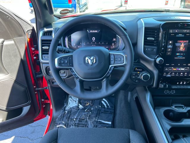 Used 2025 RAM 1500 Big Horn AWD/4WD image 15