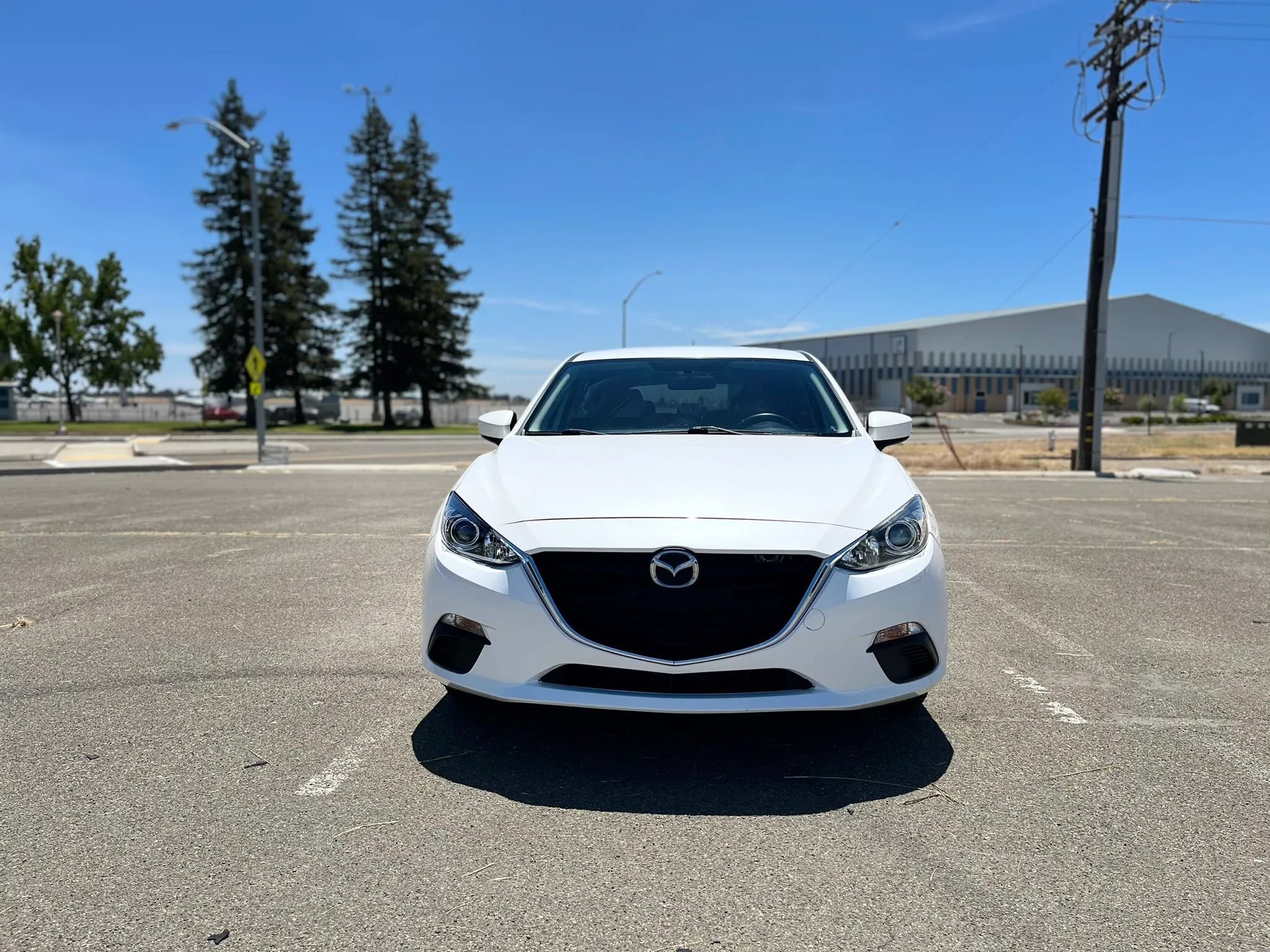 Used 2014 MAZDA MAZDA3 i Touring FWD image 2