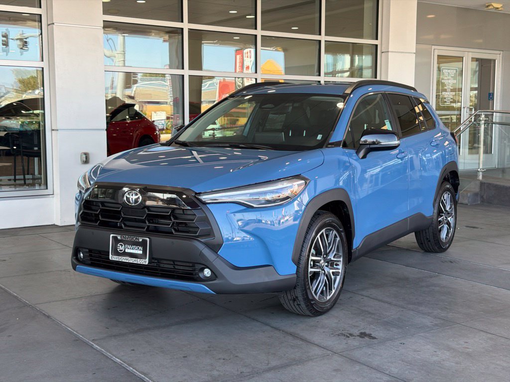 Certified 2026 Toyota Corolla Cross XLE FWD image 2