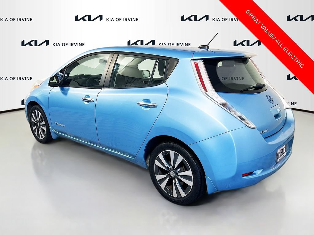 Used 2015 Nissan Leaf SV w/ LED & Quick Charge Package FWD image 5