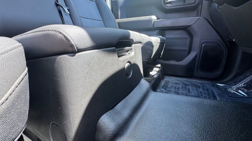 Used 2022 GMC Sierra 1500 Pro w/ Pro Value Package image 14