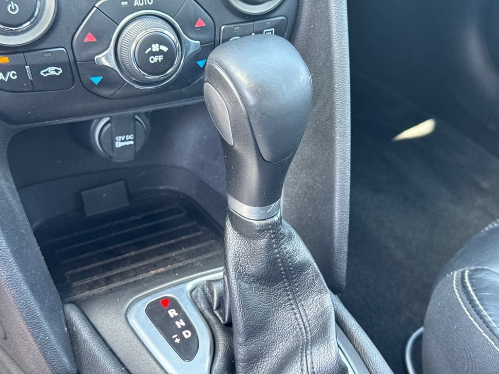Used 2014 Dodge Dart Limited FWD image 31