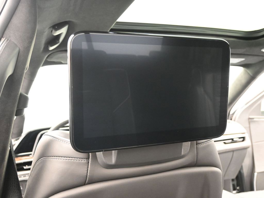 Used 2023 Cadillac Escalade Sport Platinum w/ Heavy-Duty Trailer Package image 20