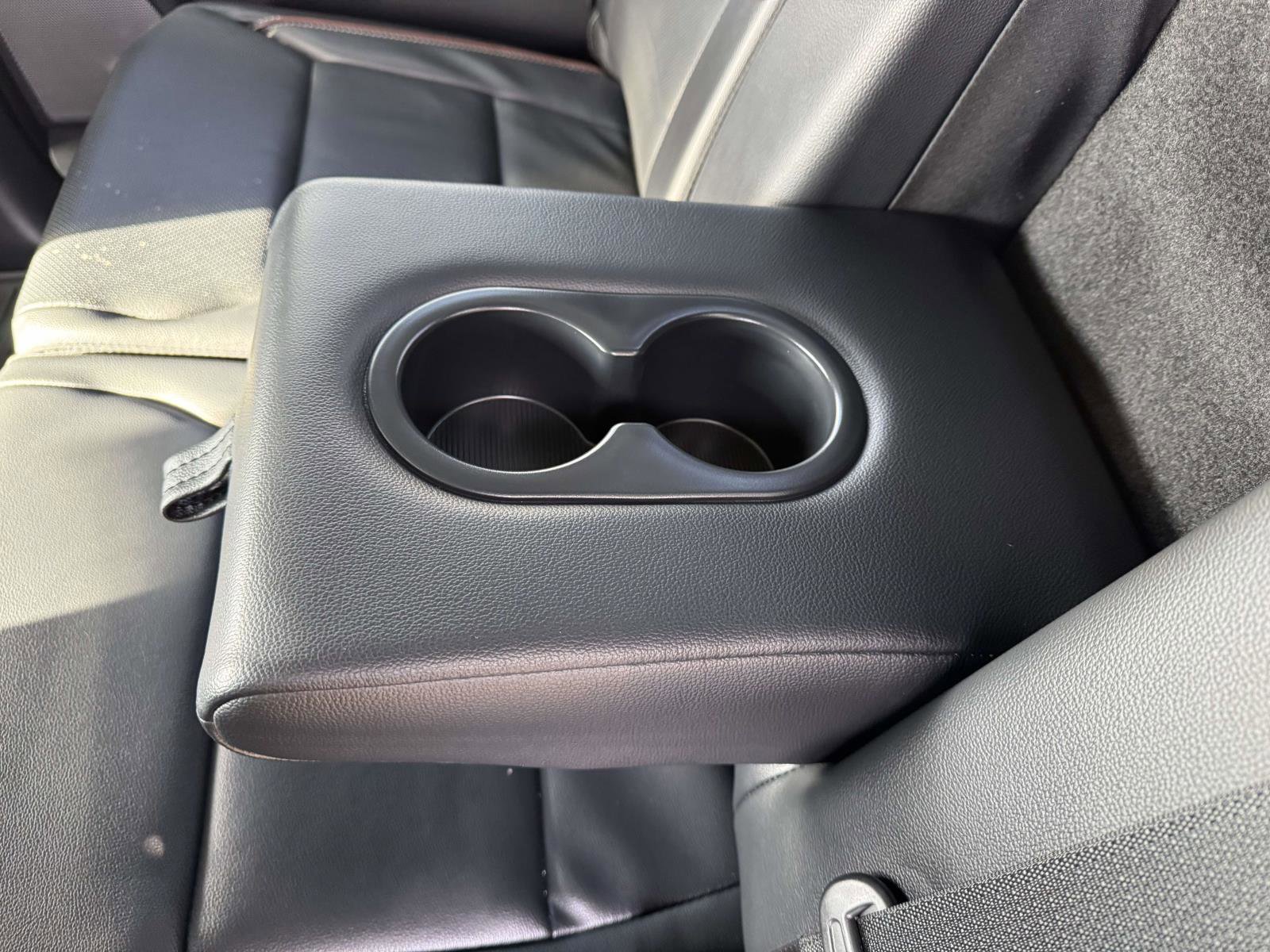 Used 2024 Ford F350 Lariat w/ Sport Appearance Package image 12